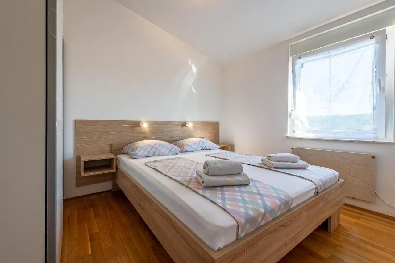 Apartman Petkovic زادار شقة
